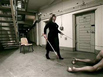 Dominatrix Mistress April - Slave gets caned and punished